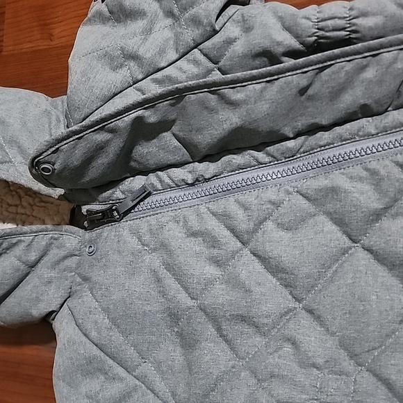 0-3 months Columbia snowsuit - Picture 3 of 5